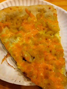 Mac N'Cheese Pizza